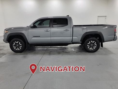 Used 2020 Toyota Tacoma TRD Off-Road w/ TRD Premium Off Road Package AWD/4WD image 5