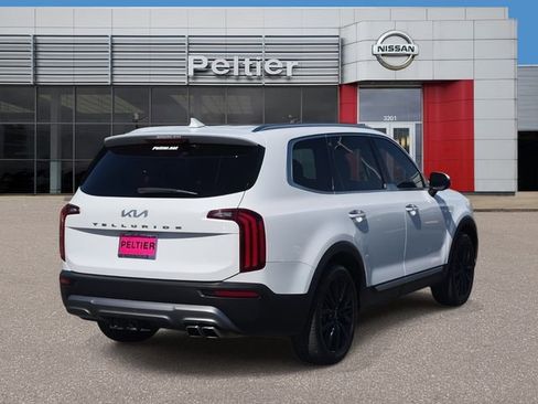 Used 2022 Kia Telluride SX w/ Towing Package image 6