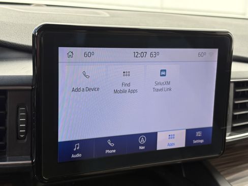 Used 2020 Ford Explorer Limited image 22