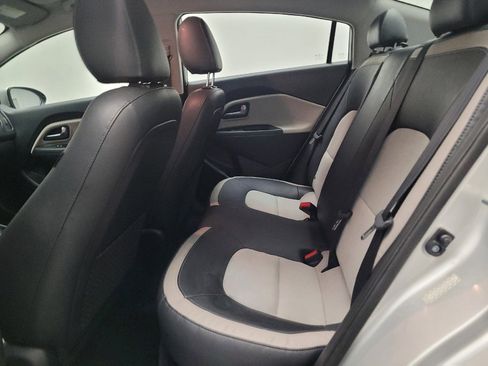 Used 2017 Kia Rio EX w/ Option Group 030 FWD image 18
