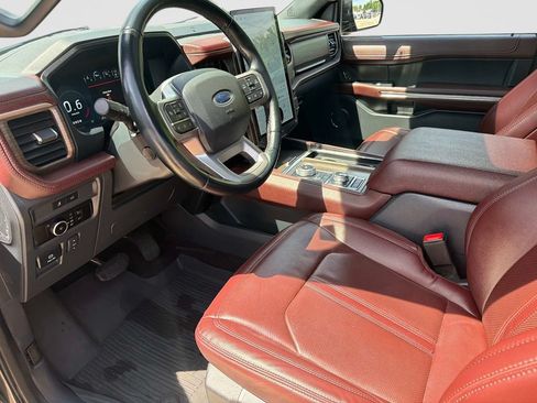 Used 2023 Ford Expedition Max Limited AWD/4WD image 31