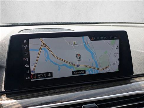 Used 2018 BMW 530e xDrive image 12