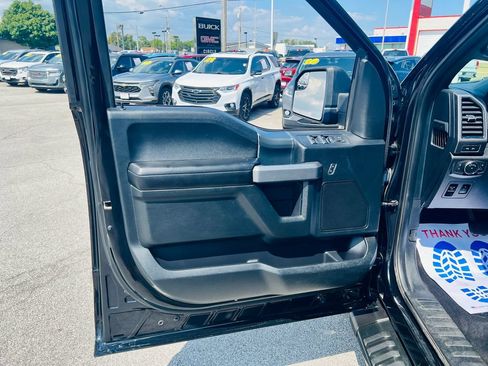 Used 2018 Ford F150 XLT w/ Equipment Group 302A Luxury AWD/4WD image 15