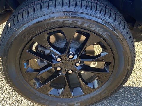 Used 2022 Jeep Wrangler Unlimited Sahara w/ Cold Weather Group image 26