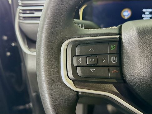 Used 2024 Jeep Wagoneer Base w/ Premium Group I image 23