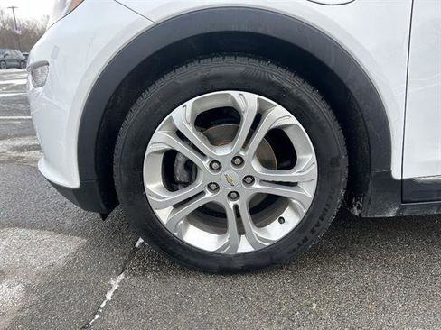 Certified 2018 Chevrolet Bolt LT image 11