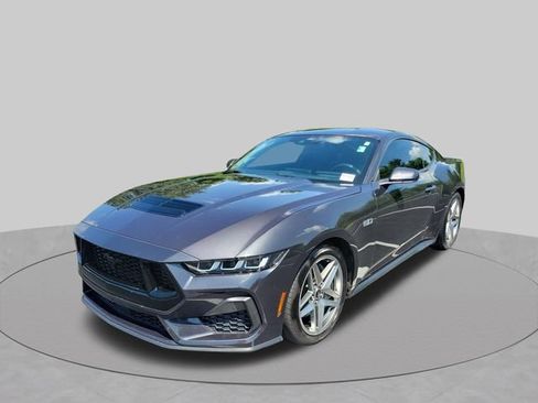 Used 2024 Ford Mustang GT RWD image 12