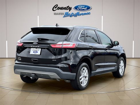 Used 2022 Ford Edge SEL w/ Class II Trailer Tow Package image 23