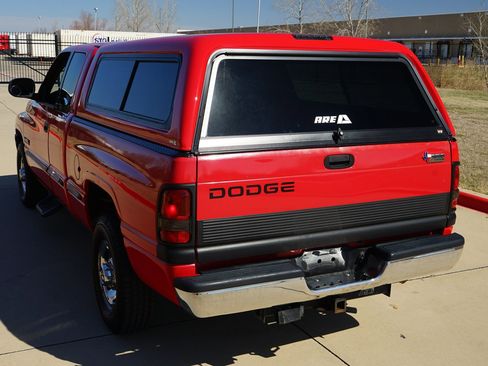 Used 1999 Dodge Ram 2500 Truck 2WD Quad Cab image 8