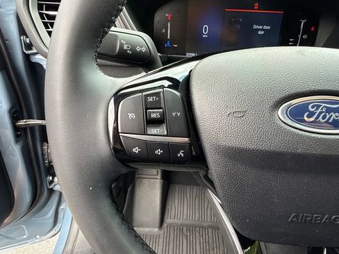 Used 2023 Ford Escape Active AWD/4WD image 27