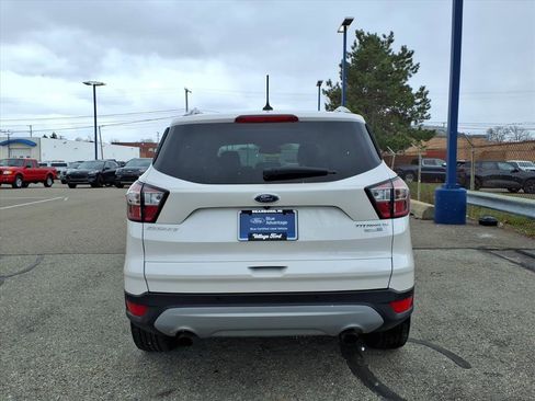 Certified 2018 Ford Escape Titanium w/ Ford Safe & Smart Package image 7