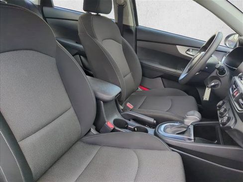 Used 2022 Kia Forte LXS image 23