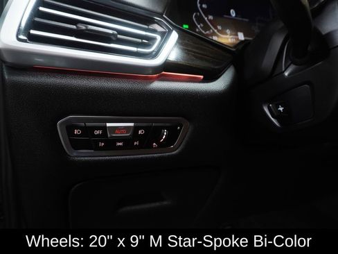 Used 2019 BMW X5 xDrive40i w/ M Sport Package AWD/4WD image 28