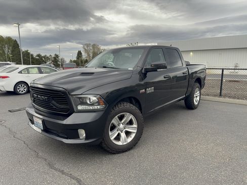 Used 2018 RAM 1500 Sport w/ Sport Premium Group image 3