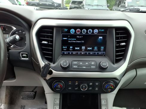Used 2017 GMC Acadia SLT w/ LPO, Cargo Package AWD/4WD image 10