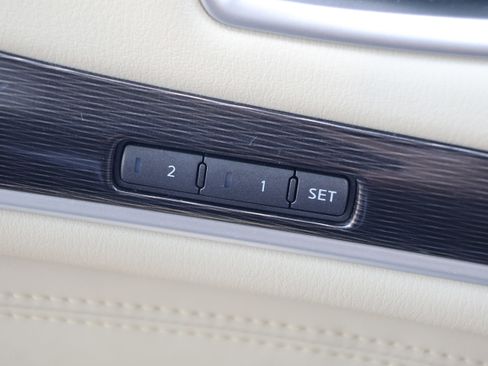 Used 2019 INFINITI QX60 Luxe w/ Essential Package FWD image 14