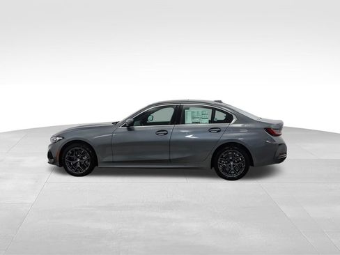 Used 2025 BMW 330i xDrive Sedan w/ Convenience Package image 2