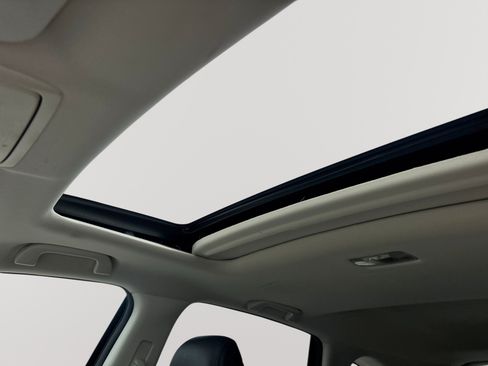Used 2016 Honda CR-V Touring image 16