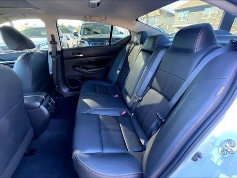 Certified 2023 Nissan Altima 2.0 SR image 19