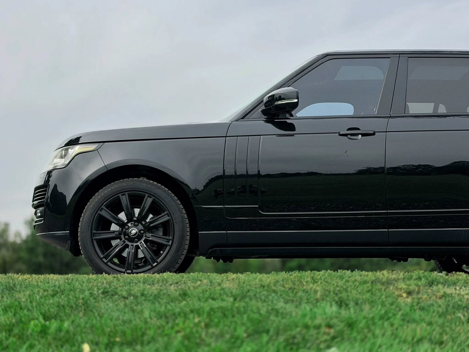 Used 2015 Land Rover Range Rover HSE AWD/4WD image 24