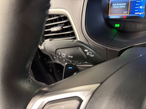 Certified 2024 Ford Edge SEL w/ Convenience Package AWD/4WD image 20