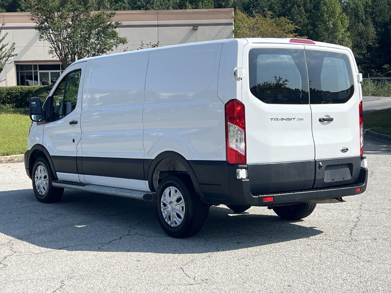 Used 2025 Ford Transit 250 Low Roof w/ Exterior Upgrade Package RWD image 2