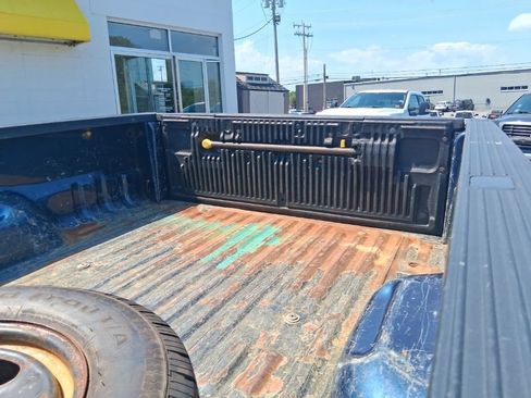 Used 2015 Ford F250 XL w/ Snow Plow Prep Package AWD/4WD image 17