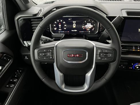 New 2026 GMC Sierra 1500 Elevation image 25
