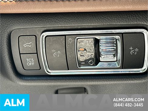 Used 2023 Lincoln Nautilus Reserve w/ Luxury Package AWD/4WD image 35