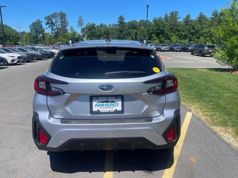 Used 2024 Subaru Crosstrek 2.0i Premium AWD/4WD image 6