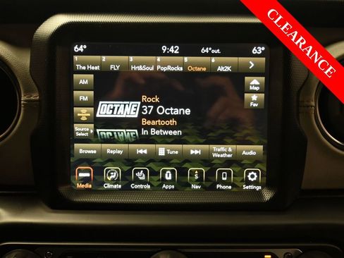 Used 2022 Jeep Wrangler Unlimited Sahara image 22