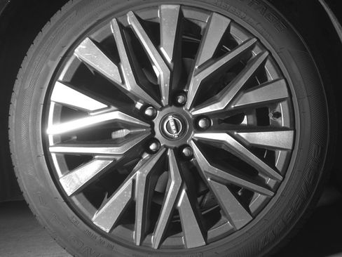 Used 2025 Nissan Altima 2.5 SV FWD image 13