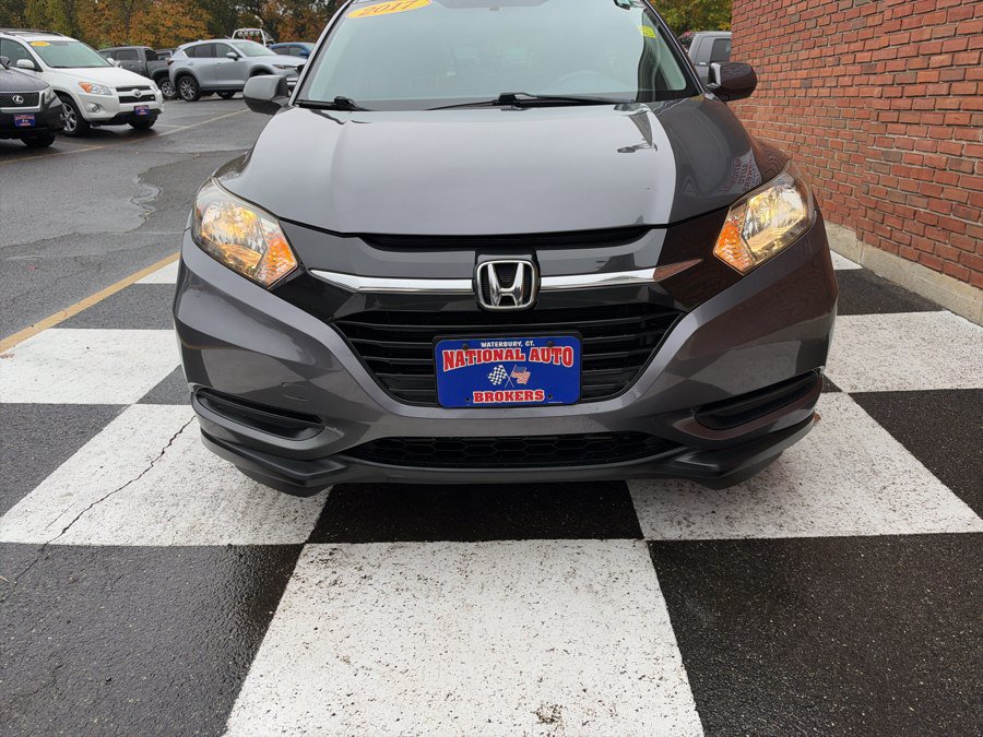 Used 2017 Honda HR-V LX image 6