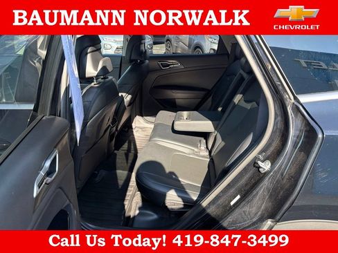 Used 2025 Kia Sportage EX FWD image 42