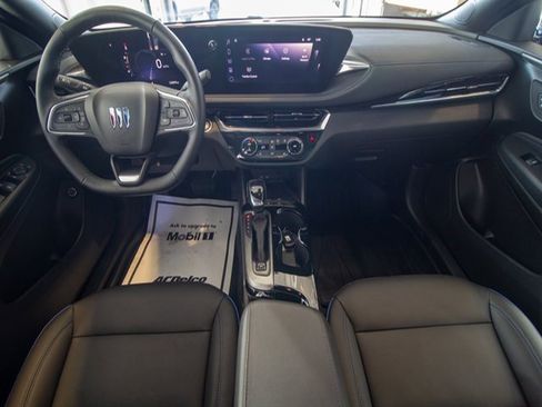 Certified 2024 Buick Envista Sport Touring w/ Convenience I Package image 12