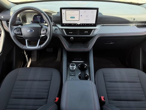 Used 2025 Ford Explorer ST-Line RWD image 12