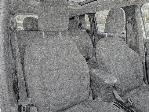 Used 2023 Jeep Renegade Altitude w/ Sun/Sound Group image 11