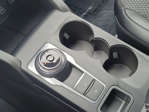 Used 2024 Ford Escape SE image 20