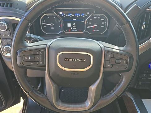 Used 2021 GMC Sierra 2500 Denali w/ Denali Black Diamond Edition AWD/4WD image 13