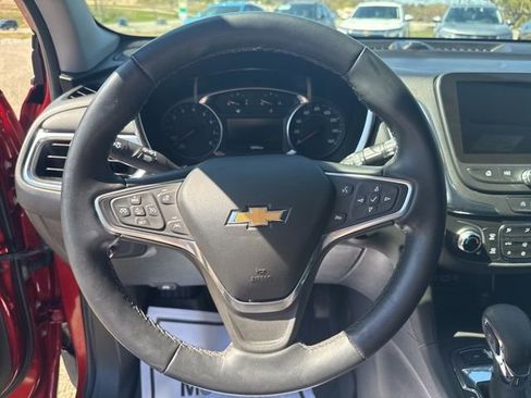 Used 2023 Chevrolet Equinox LT AWD/4WD image 19