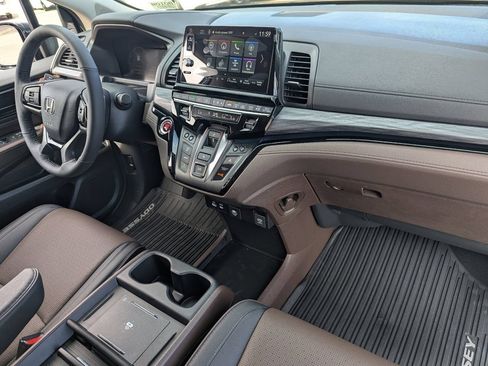 New 2026 Honda Odyssey Elite image 7