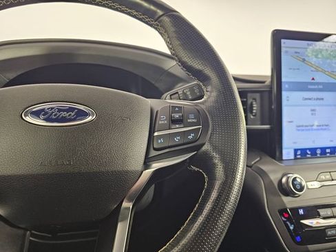 Used 2020 Ford Explorer ST w/ Premium Technology Package image 37
