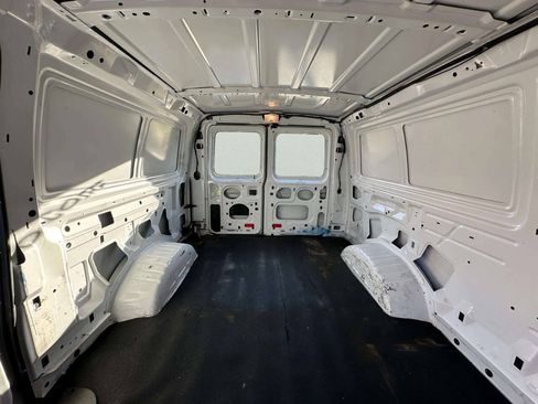 Used 2012 Ford E-250 and Econoline 250 w/ PWR Group RWD image 21