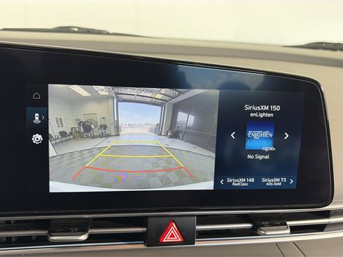 Used 2024 Hyundai Elantra SEL FWD image 19