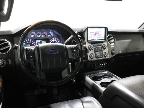 Used 2013 Ford F250 Platinum w/ FX4 Off Road Pkg AWD/4WD image 2