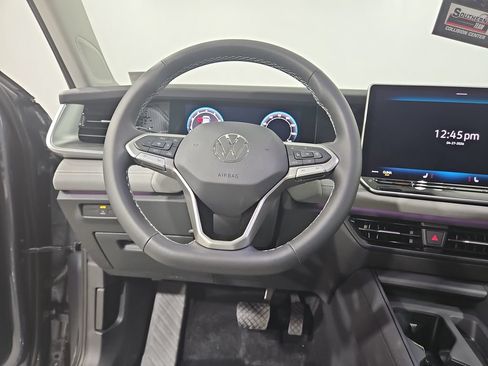 New 2026 Volkswagen Tiguan SE AWD/4WD image 13