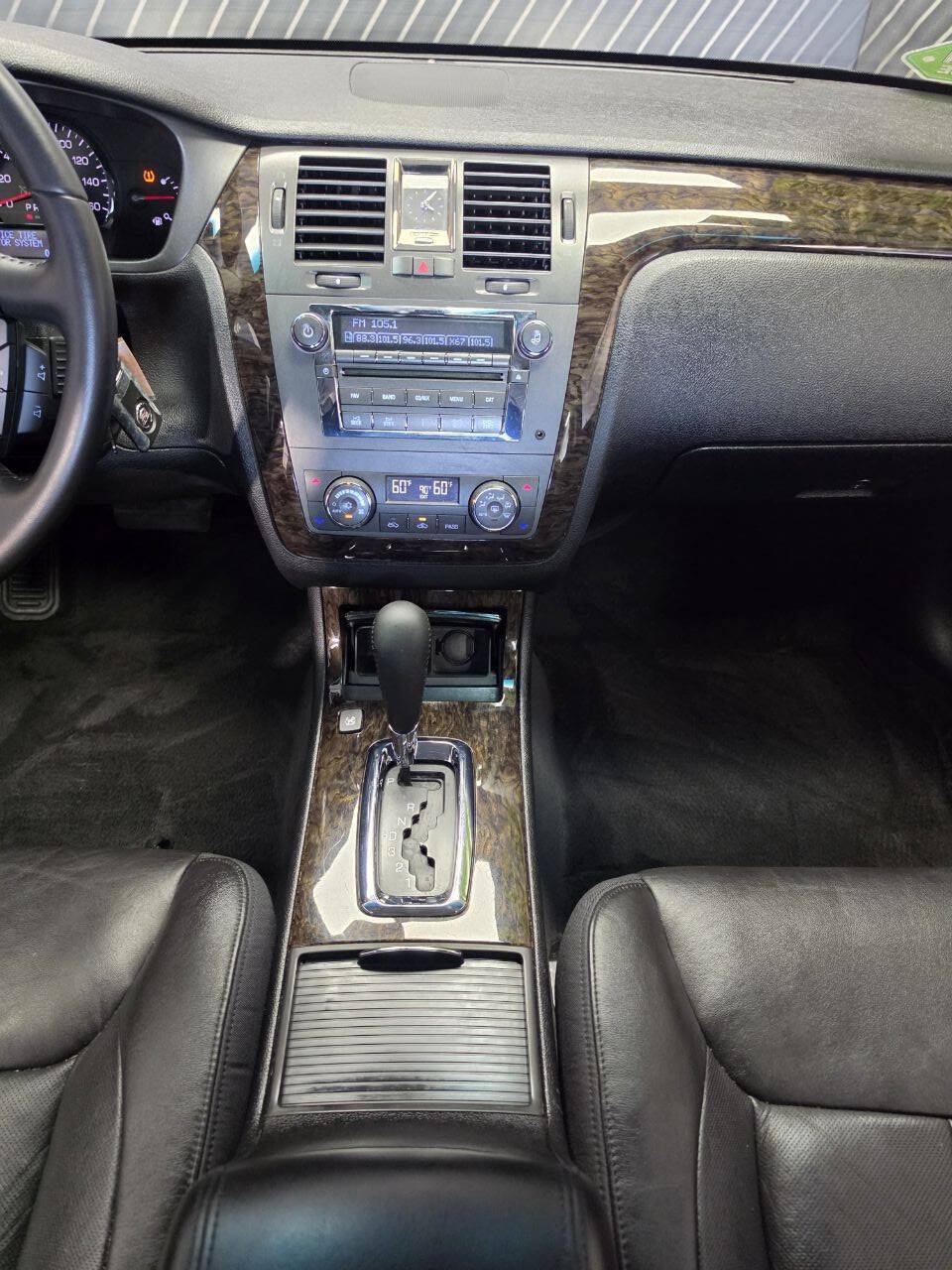 Used 2011 Cadillac DTS FWD image 15
