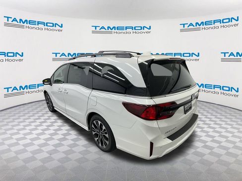 New 2026 Honda Odyssey Elite image 3