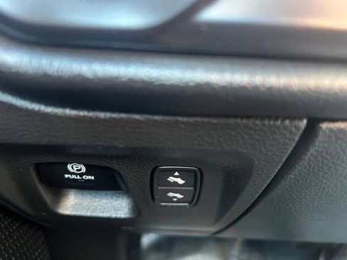Used 2023 RAM 1500 Laramie AWD/4WD image 22