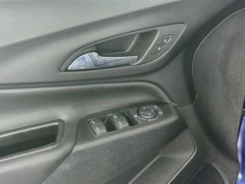 Used 2022 Chevrolet Equinox LT FWD image 25